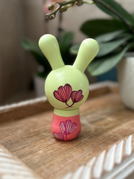 Bunny (pale green/dark pink)